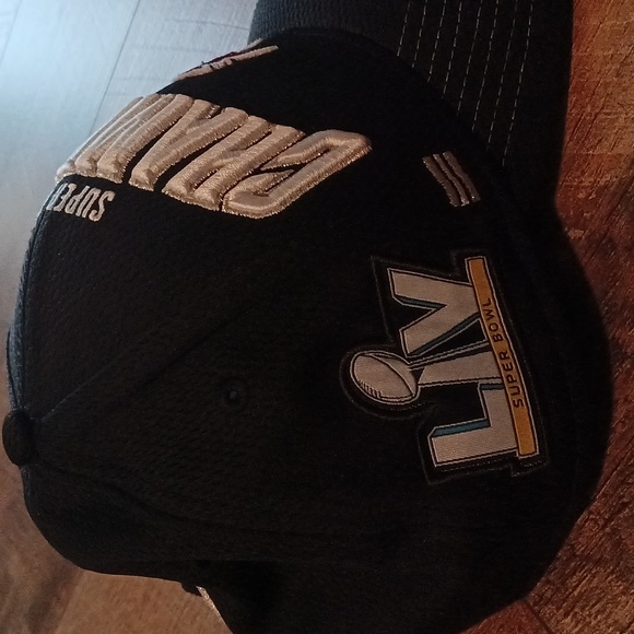 Buc's super bowl champions hat NWT NFL🖤 - Picture 3 of 8